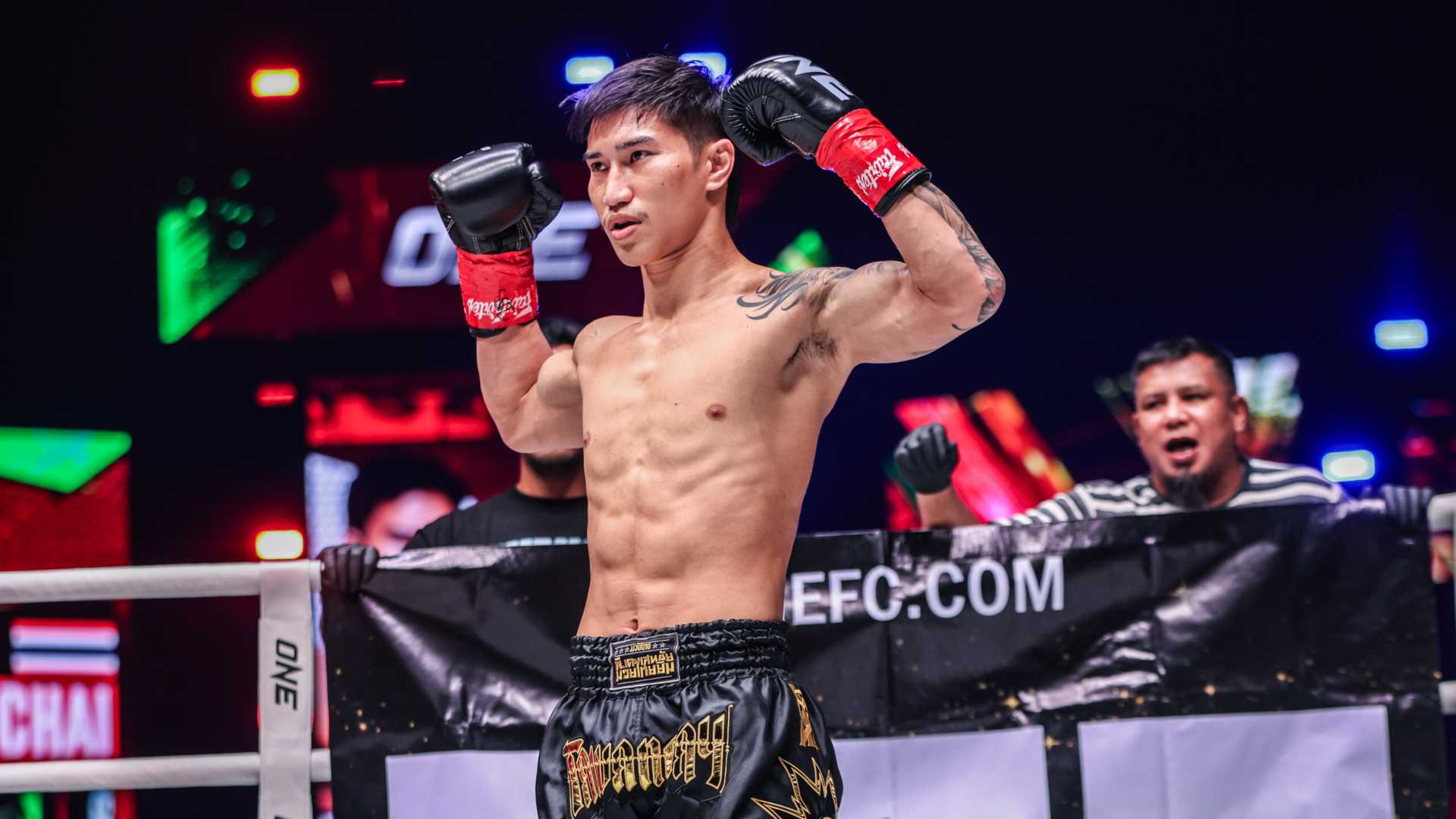 https://lockerroom.in/blog/view/tawanchai-one-friday-fights-137-fatherhood