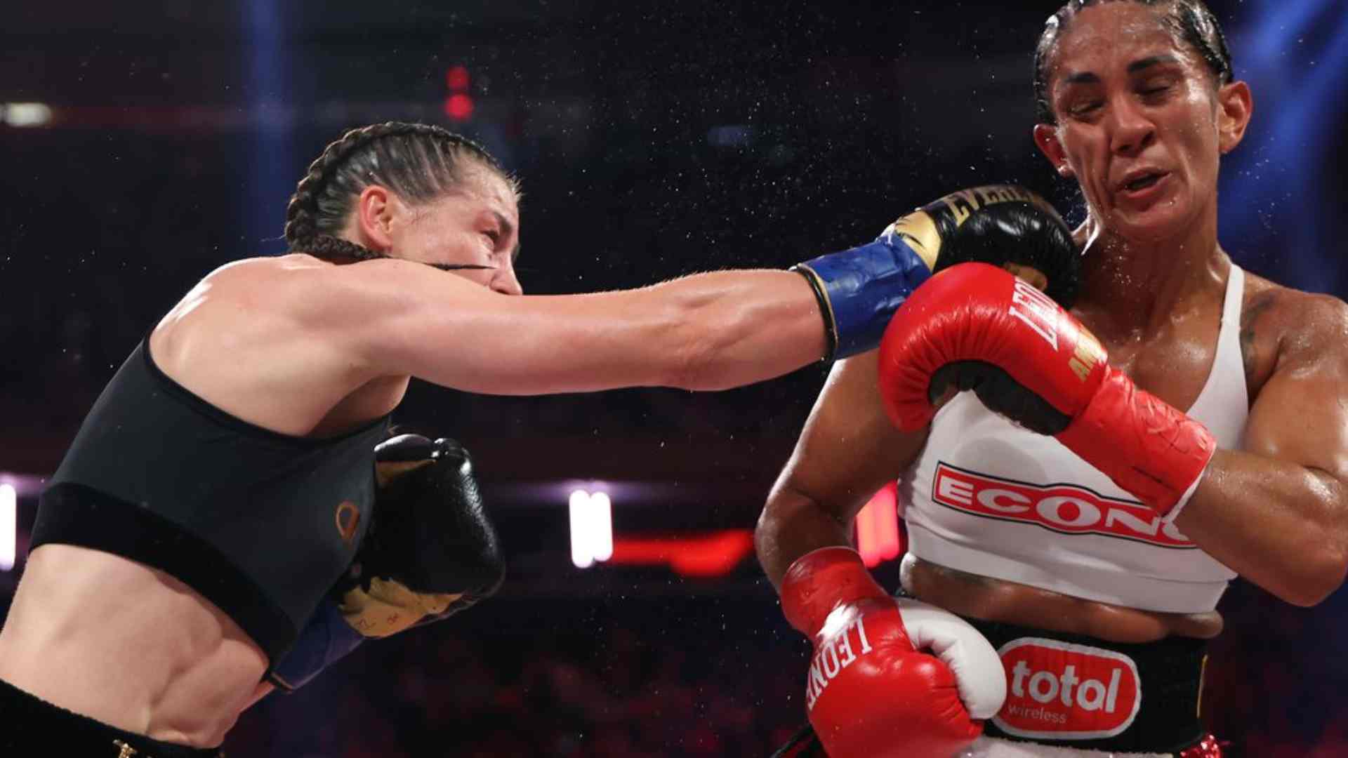 https://lockerroom.in/blog/view/katie-taylor-amanda