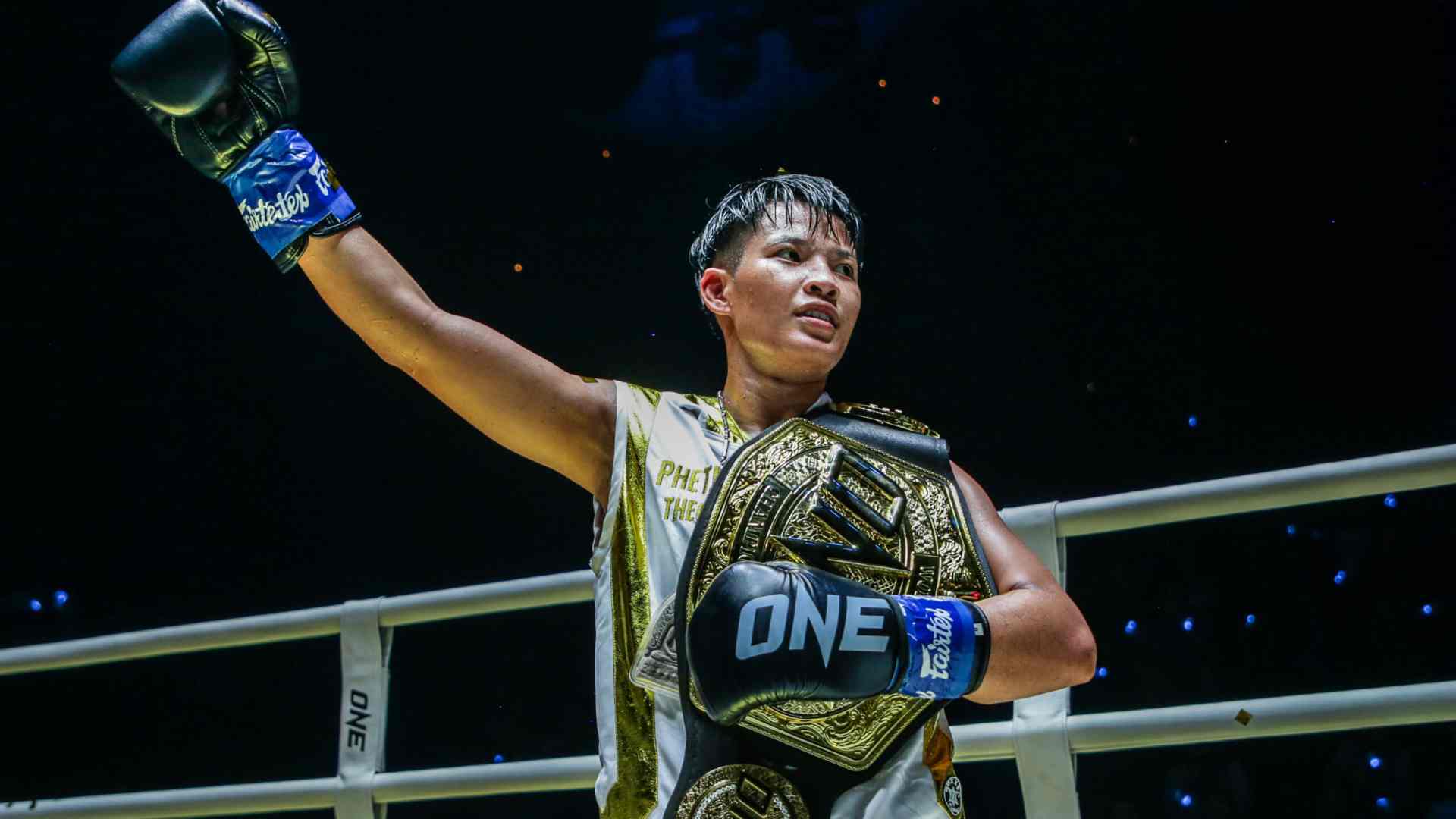 https://lockerroom.in/blog/view/phetjeeja-journey-girl-vs-boy-muay-thai