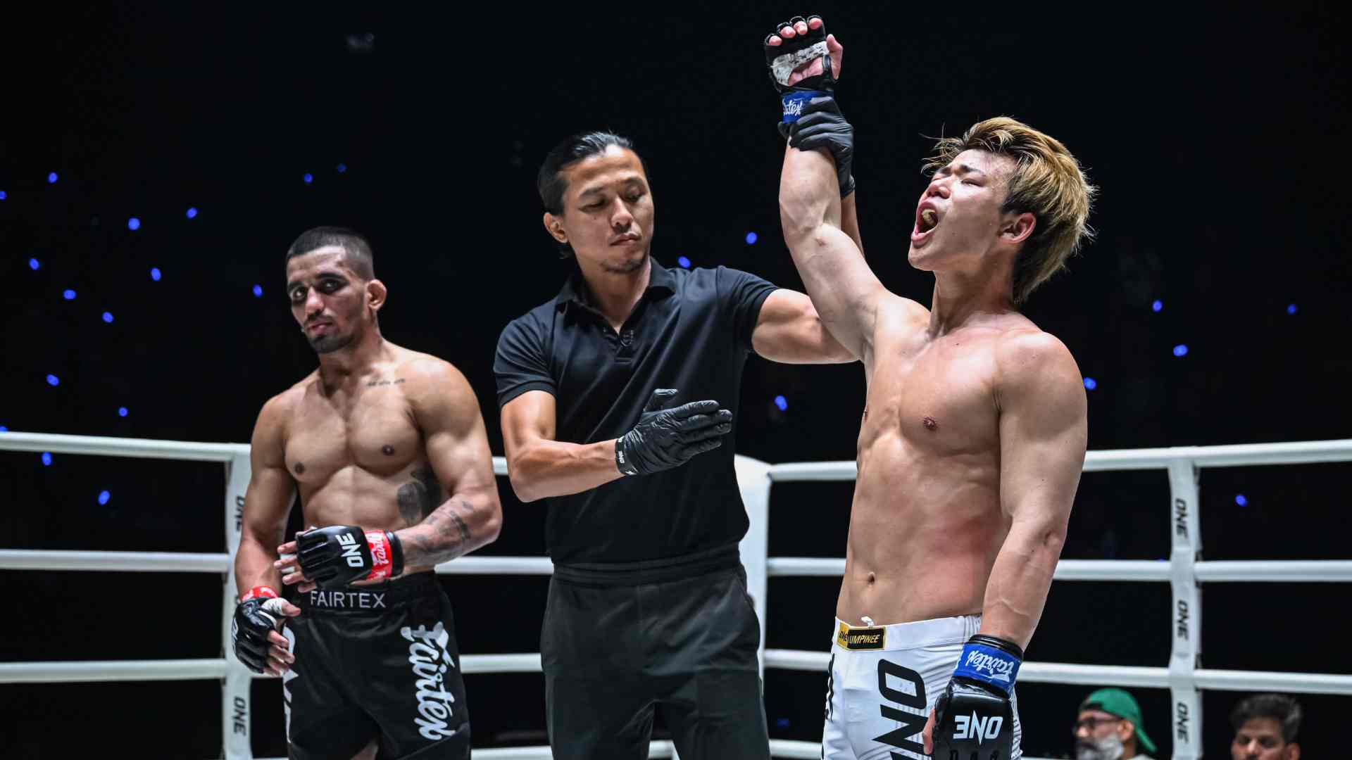 https://lockerroom.in/blog/view/ashok-bagade-one-friday-fights-debut