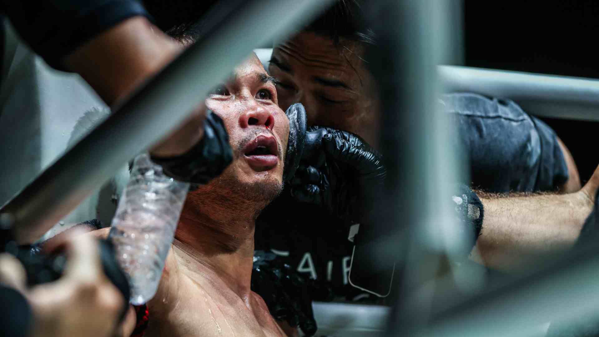 https://lockerroom.in/blog/view/nong-o-rodtang-fight-iq
