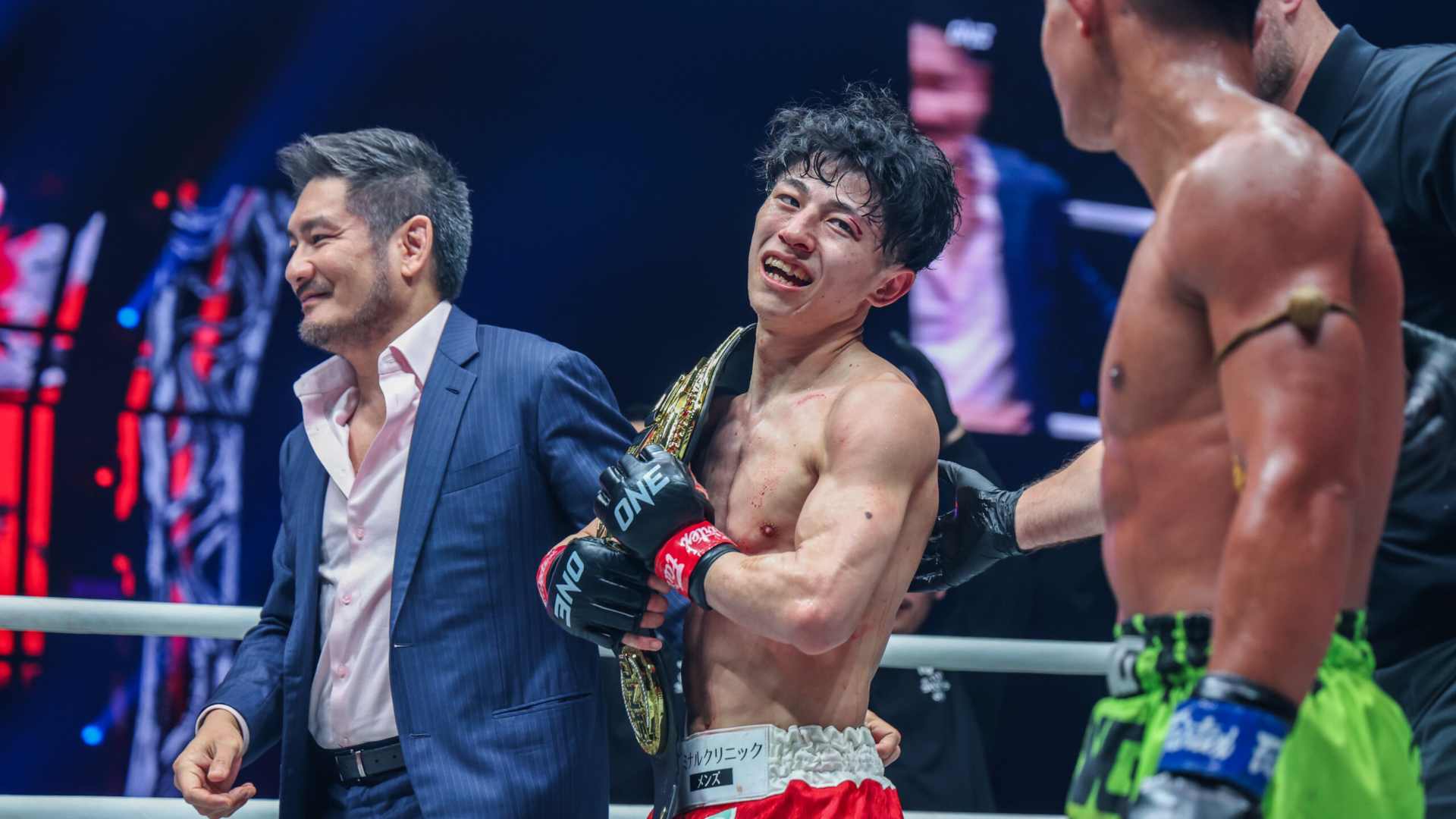 https://lockerroom.in/blog/view/nadaka-yoshinari-takeru